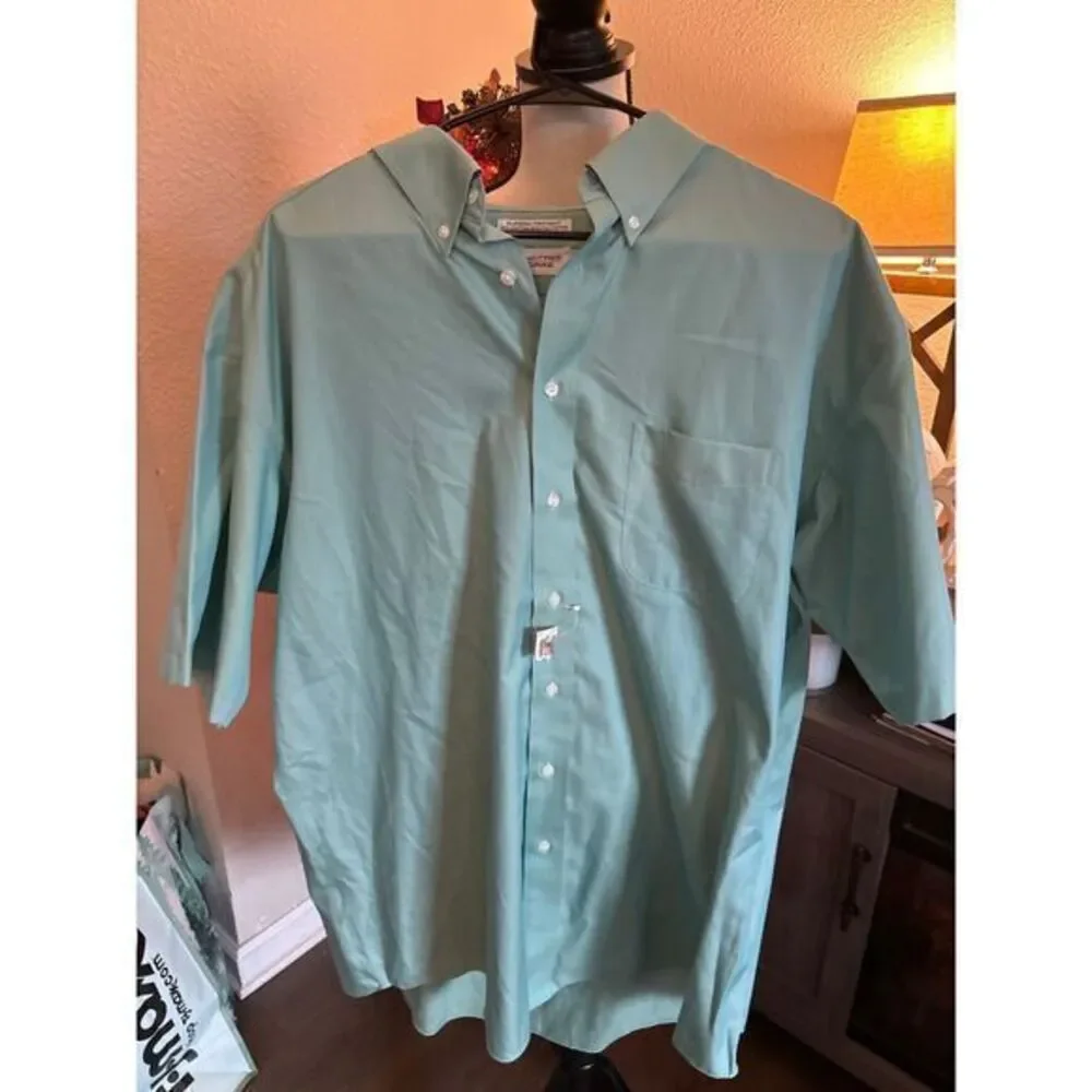 Roundtree & Yorke men's NWT dress shirt size‎ 18 blue